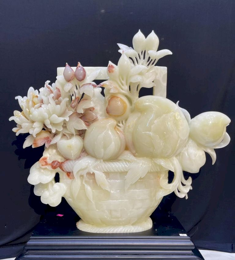 Mẫu tượng Hoa Khai phú quý chiêu tài lộc có sẵn tại showroom Thạch Anh Việt