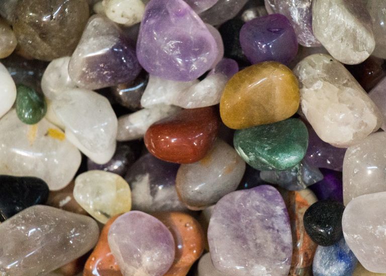 Top 12 loại đá phong thủy cho cung Bạch Dương thu hút tài lộc.